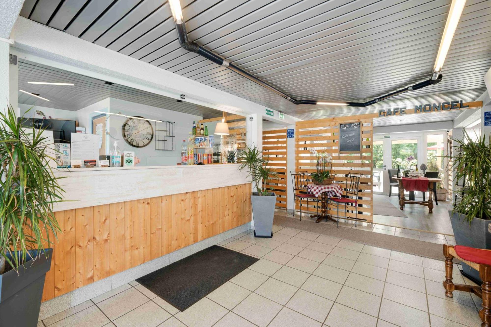 Hotel Acacia Nancy Sud Luneville Moncel-lès-Lunéville 외부 사진